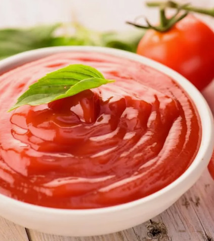 How is tomato sauce made